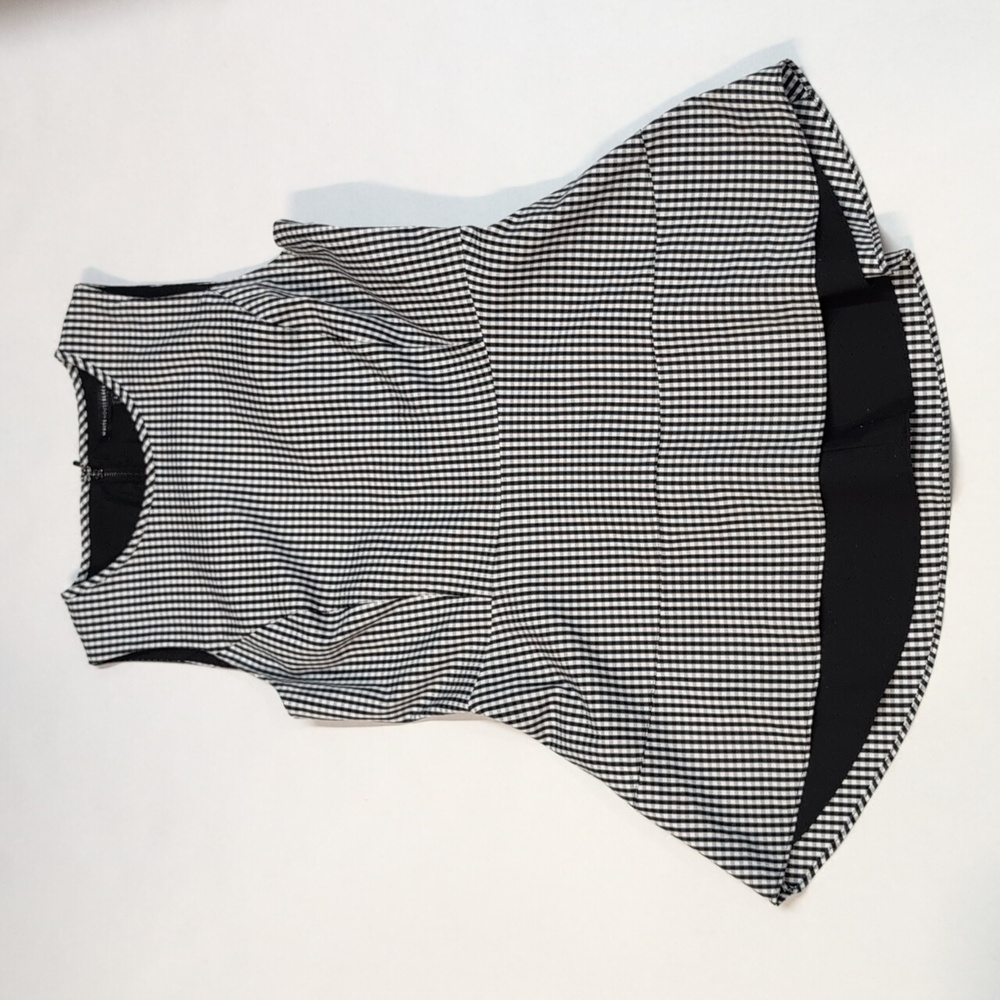 White House Black Market Black and White Checkered Women's Top Size 4